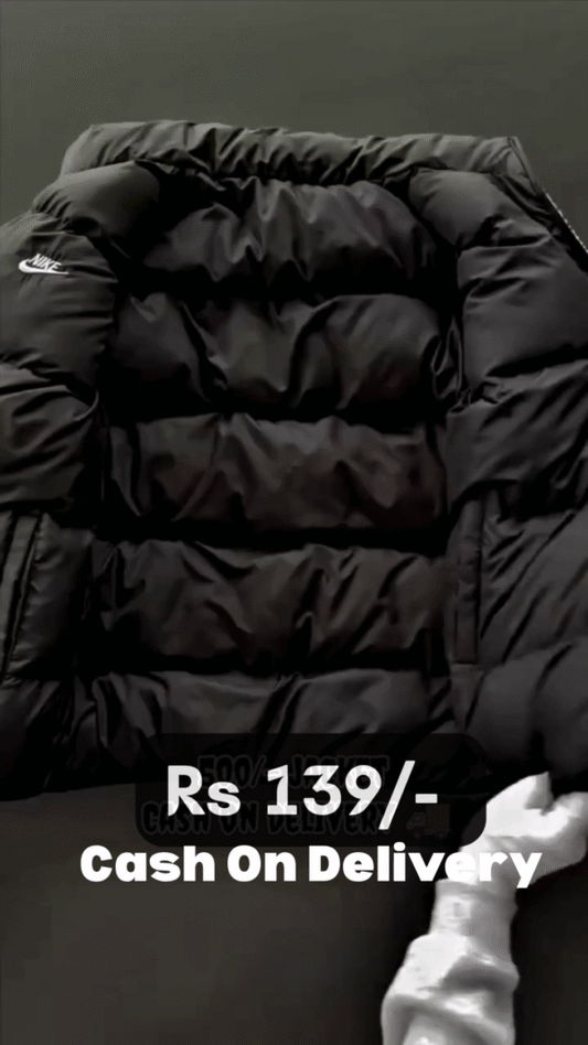 Super-Soft Sherpa Fleece Bomber Jacket with Oversized Black Detailing – Essential Warmth Layer For Boys & Girls